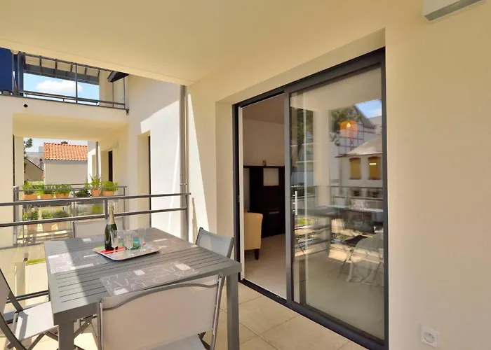 Sophia By Interhome La Baule